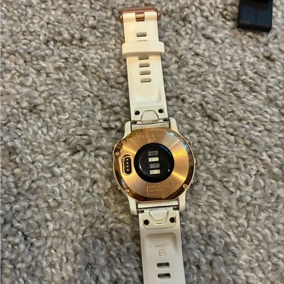 Garmin Fenix 6s - Picture 5 of 6